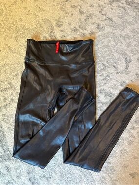 SPANX Black Shiny Faux Leather Leggings with Red Tag NEVER WORN! Size S
